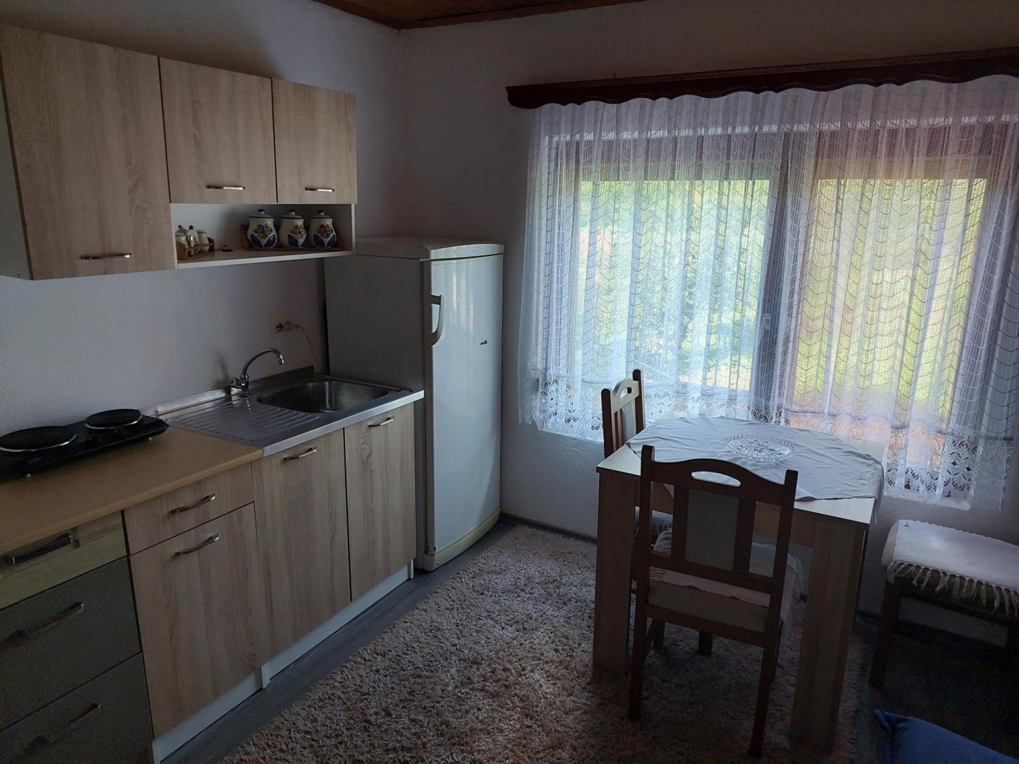 Oaza Deli Apartment Kulen Vakuf Exterior photo